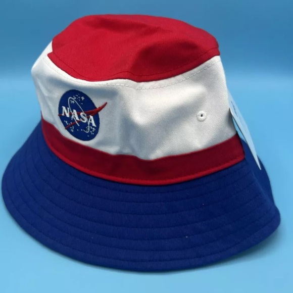 NASA Bucket Hat OSFM Red White Blue Space Station NEW WITH TAGS L/XL - Picture 4 of 6